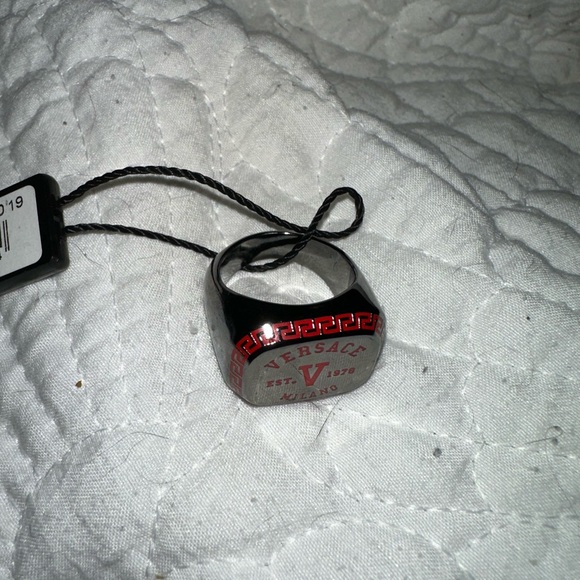 Versace Ring - Picture 2 of 3